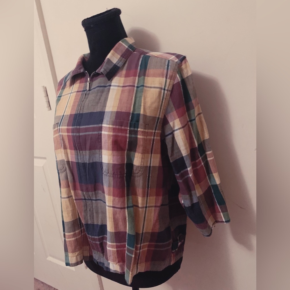 Lemon Grass Plaid Short sleeve Top - Picture 6 of 9